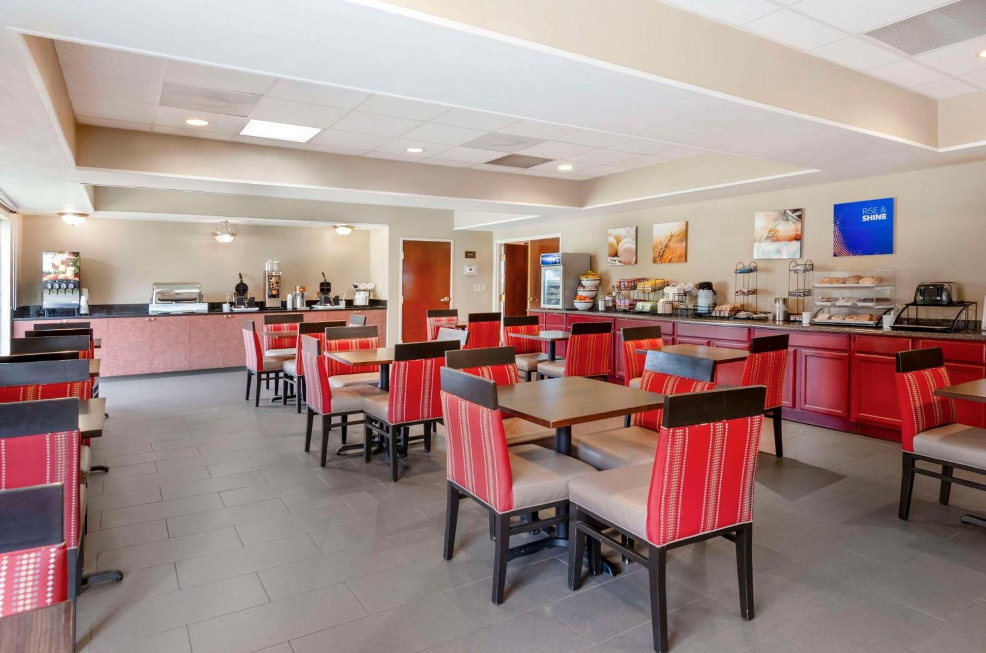 Comfort Inn & Suites Christiansburg I-81 Dış mekan fotoğraf