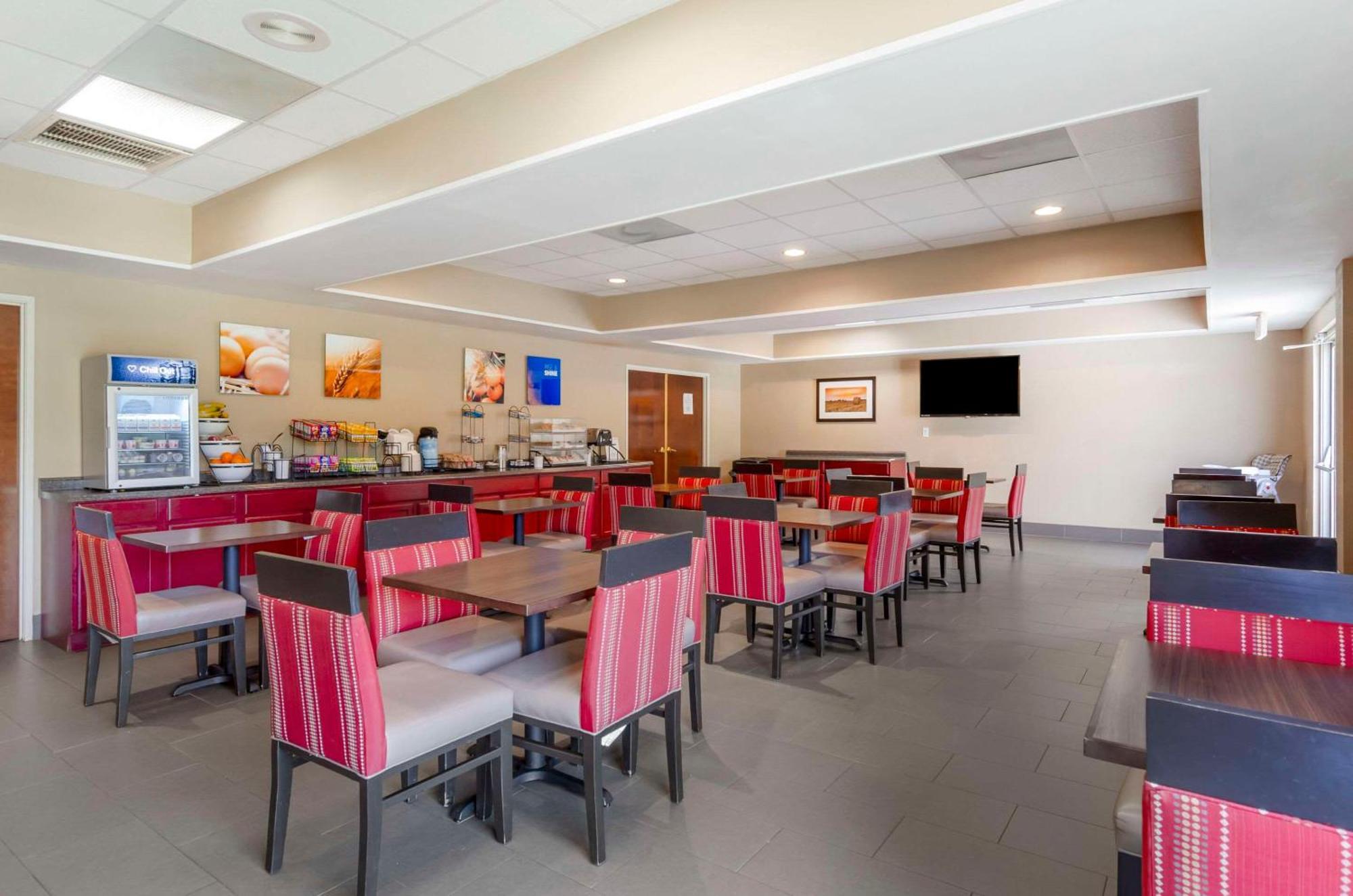 Comfort Inn & Suites Christiansburg I-81 Dış mekan fotoğraf