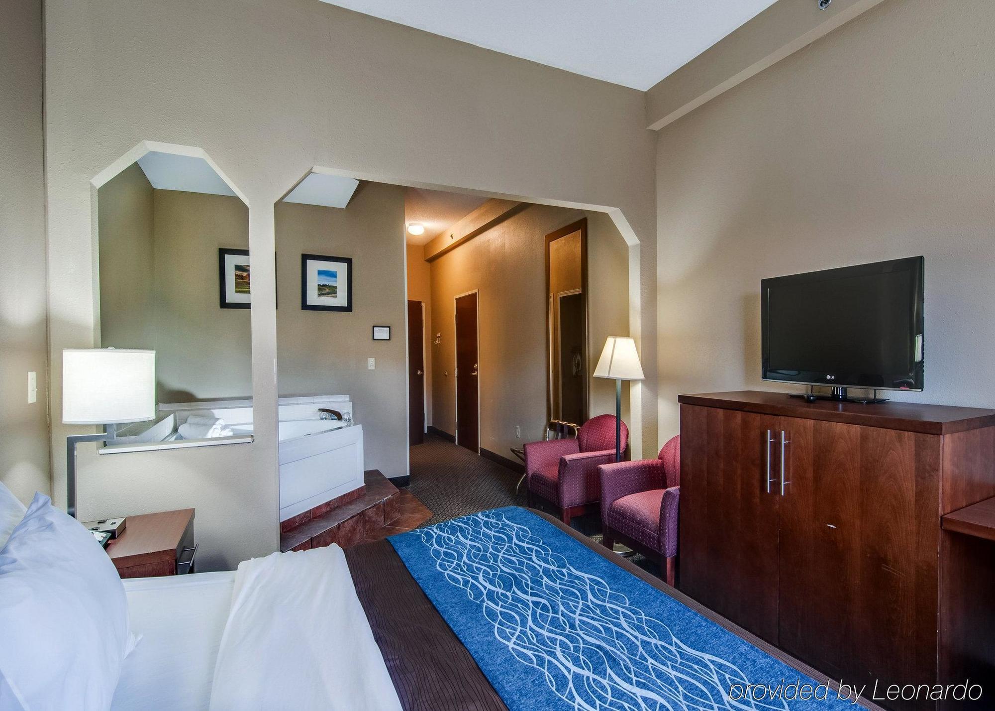 Comfort Inn & Suites Christiansburg I-81 Dış mekan fotoğraf