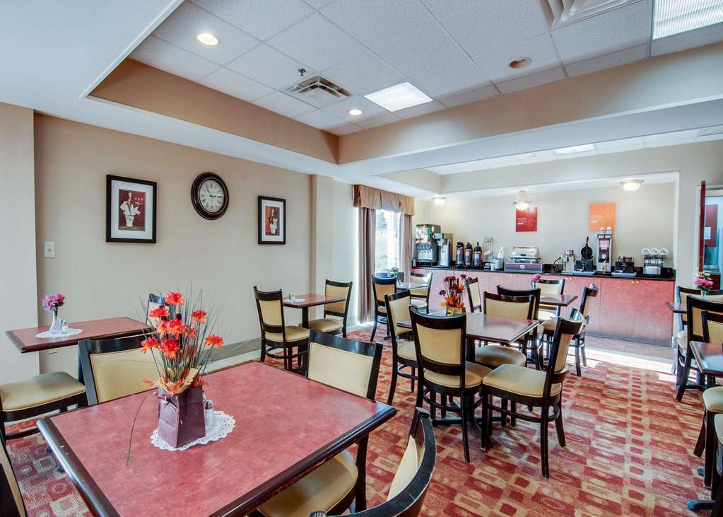 Comfort Inn & Suites Christiansburg I-81 Restoran fotoğraf