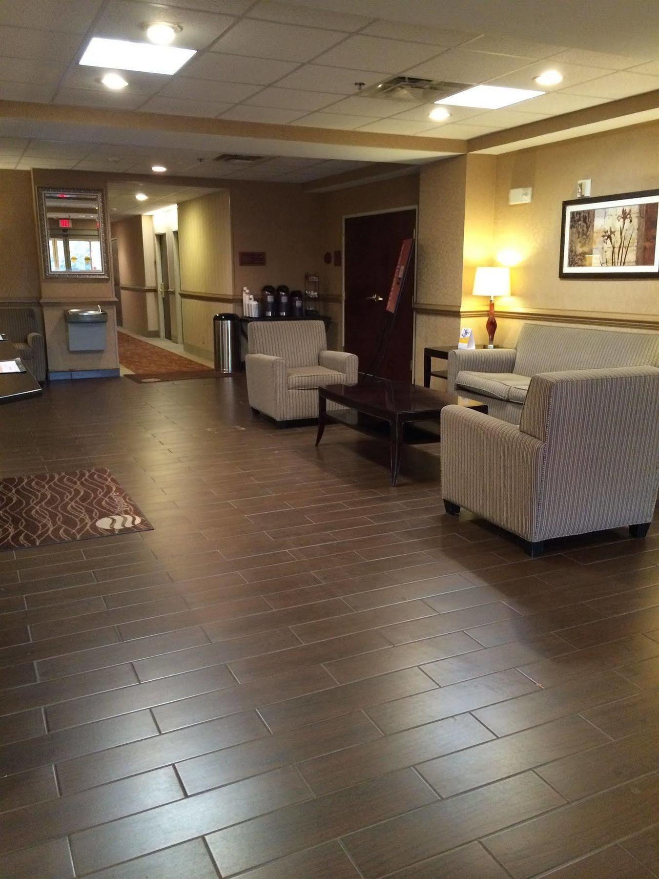 Comfort Inn & Suites Christiansburg I-81 Dış mekan fotoğraf